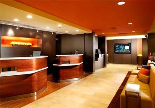 фото отеля Courtyard by Marriott State College