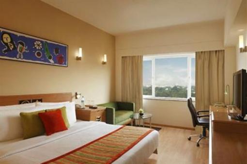 фото отеля Lemon Tree Hotel Ahmedabad