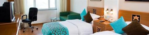 фото отеля Lemon Tree Hotel Ahmedabad