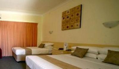 фото отеля Emerald Maraboon Motor Inn