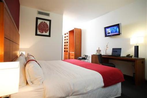 фото отеля Holiday Inn Bordeaux Sud Pessac
