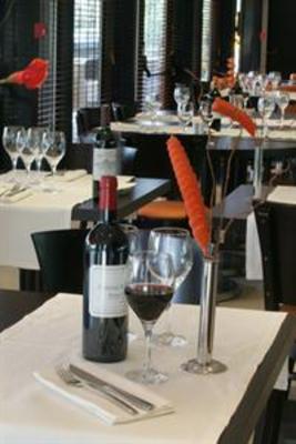 фото отеля Holiday Inn Bordeaux Sud Pessac