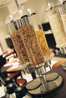 фото отеля Holiday Inn Bordeaux Sud Pessac