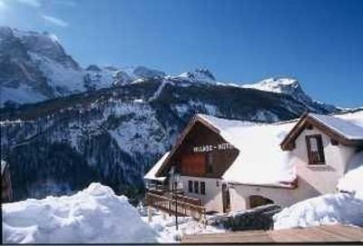 фото отеля Hotel Chalets de la Meije