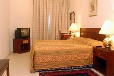 фото отеля Ramee Guestline Hotel Apartment 2 Dubai