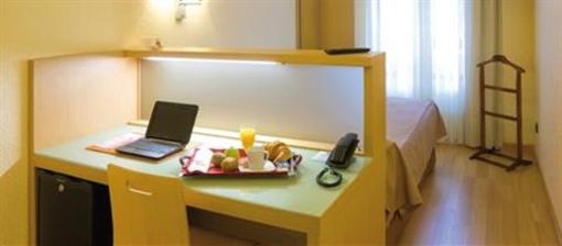 фото отеля Hotel Condes de Haro