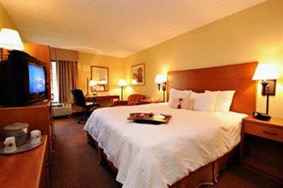 фото отеля Hampton Inn Atlanta - Cumberland Mall / NW