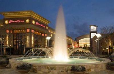фото отеля Hampton Inn Atlanta - Cumberland Mall / NW