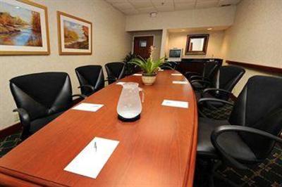фото отеля Hampton Inn Atlanta - Cumberland Mall / NW