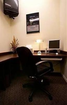 фото отеля Sandman Suites Surrey-Guildford