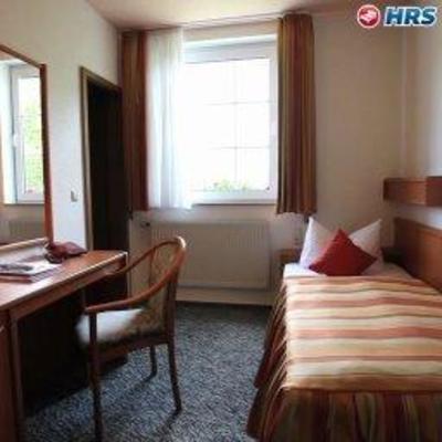 фото отеля Hotel Vichter Landhaus Stolberg
