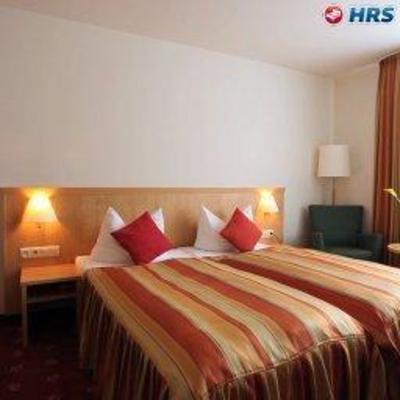 фото отеля Hotel Vichter Landhaus Stolberg