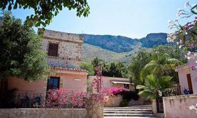 фото отеля Residence Cala dell'Arena