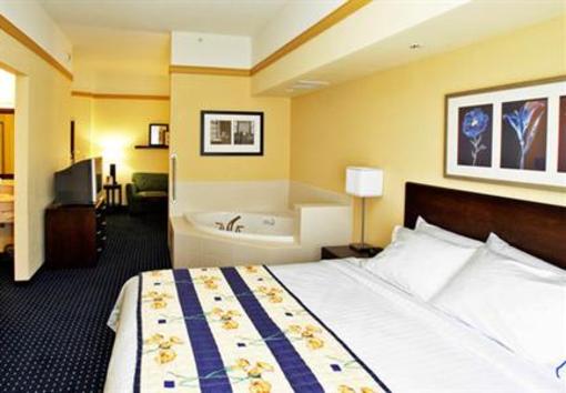 фото отеля SpringHill Suites Grand Rapids Airport