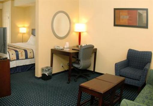 фото отеля SpringHill Suites Grand Rapids Airport