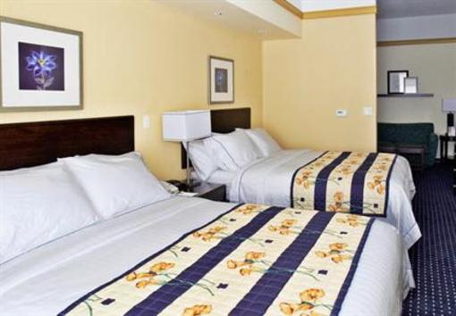 фото отеля SpringHill Suites Grand Rapids Airport