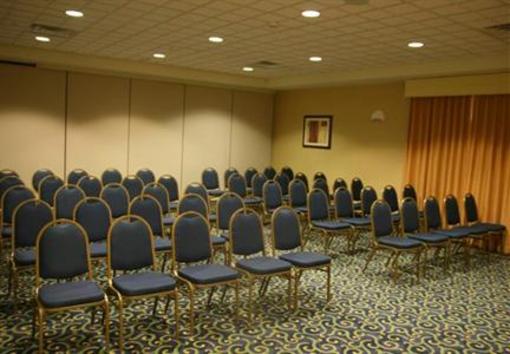 фото отеля SpringHill Suites Grand Rapids Airport