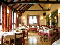 Hostal Aunamendi
