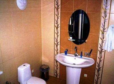фото отеля Simferopol Crimea Ukraine Train Station Hostel