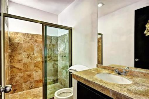 фото отеля La Playa Condohotel