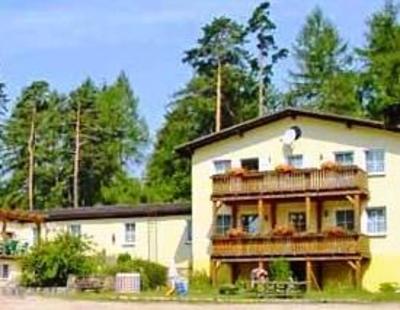 фото отеля Feriendorf Waldfrieden