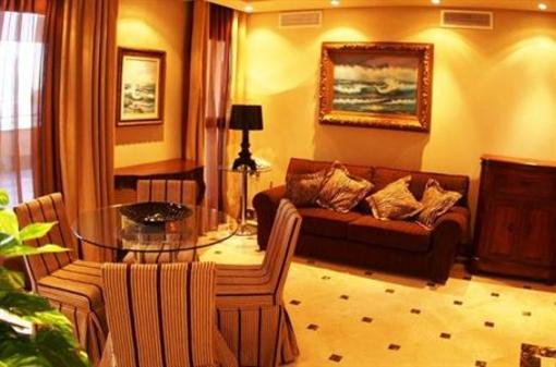 фото отеля Apartamentos Spa Cadiz Plaza