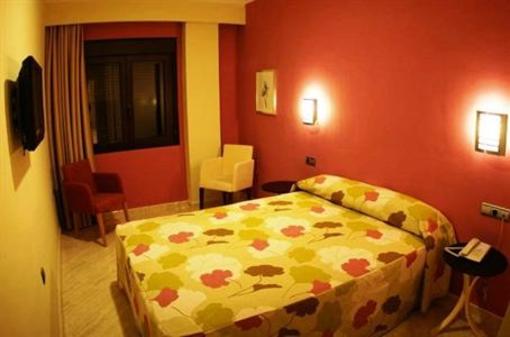 фото отеля Apartamentos Spa Cadiz Plaza