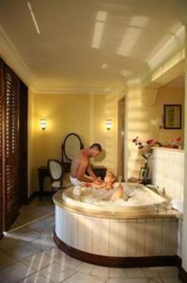 фото отеля The Sailing Bay Resort & Spa