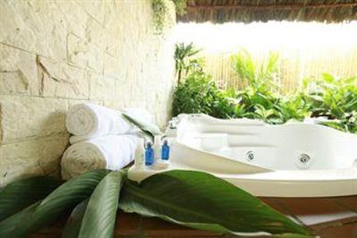 фото отеля The Sailing Bay Resort & Spa