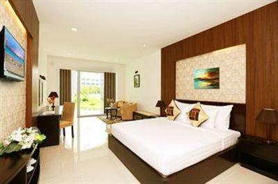 фото отеля The Sailing Bay Resort & Spa