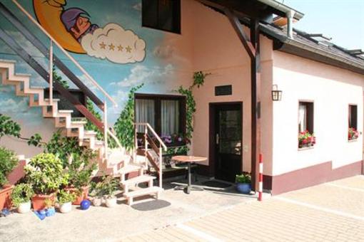 фото отеля Ferienwohnungen&Pension Neuber