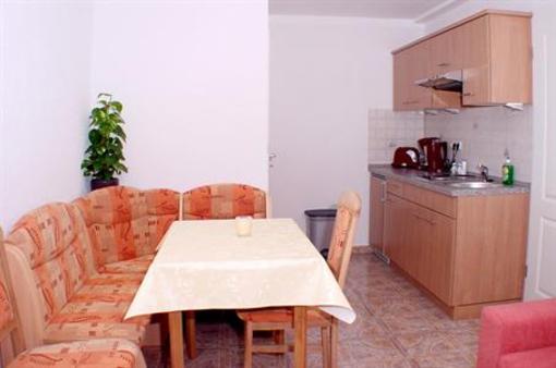 фото отеля Ferienwohnungen&Pension Neuber