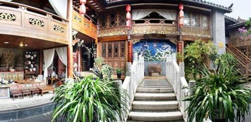 фото отеля Lijiang Shishan House