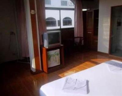 фото отеля Patong SUB Inn Phuket