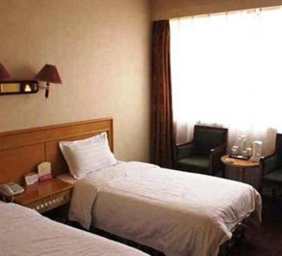 фото отеля TongBao International Airport Hotel