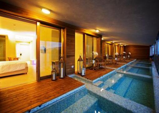 фото отеля Laqua Spa & Terrace Suites
