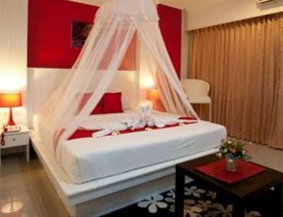 фото отеля Santi White Hotel Phuket