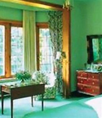 фото отеля Hostellerie Shamrock