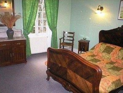 фото отеля Auberge Le Voutenay Hotel Voutenay-sur-Cure