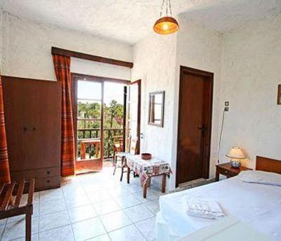 фото отеля Summer Lodge Platanias
