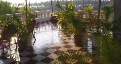 фото отеля White Feather Guest House