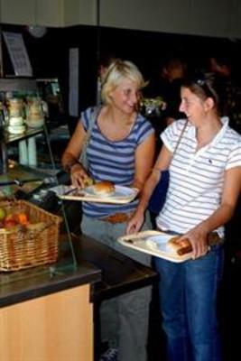 фото отеля Stayokay Hostel Heeg