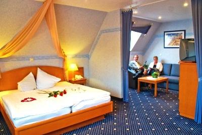 фото отеля Hotel Zur Linde Heede