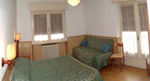 фото отеля Auto Hotel Saint Christophe