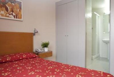 фото отеля Hostal Lami