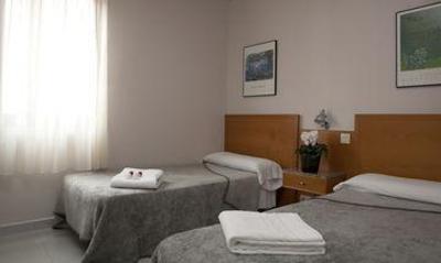фото отеля Hostal Lami
