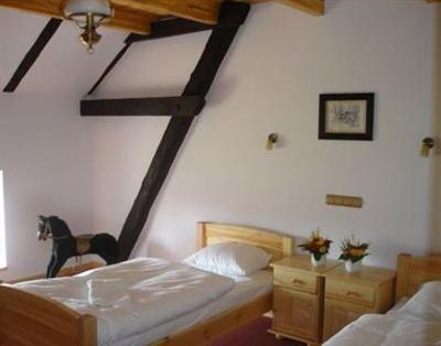 фото отеля Hotel Karczma Stara Stajnia Pleszew