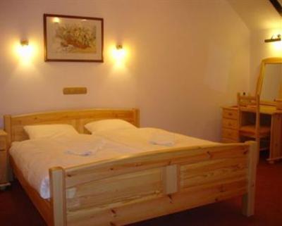 фото отеля Hotel Karczma Stara Stajnia Pleszew