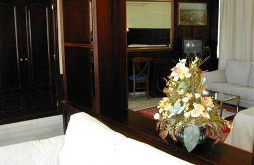 фото отеля Hotel Las Acacias