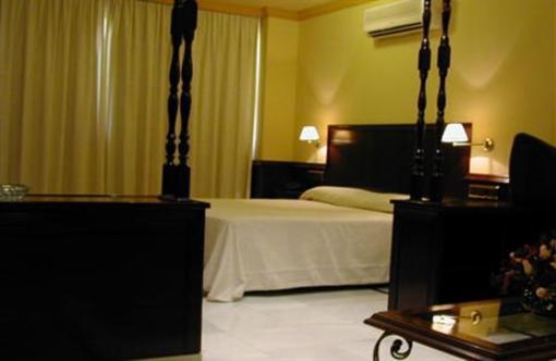 фото отеля Hotel Las Acacias